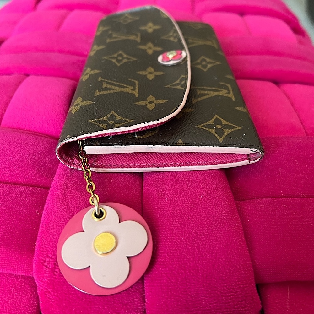 Louis Vuitton Bloom Flower Emilie Wallet-EUC - Picture 7 of 16